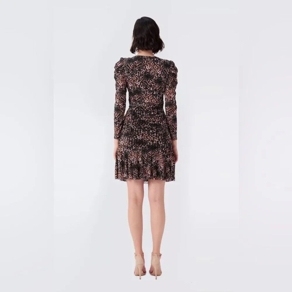 DVF  Viviette wrap-effect ruched printed stretch mesh mini dress - Picture 5 of 11